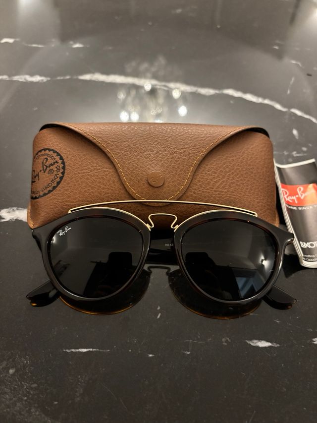 Occhiali da sole Ray-Ban Tortora e Neri