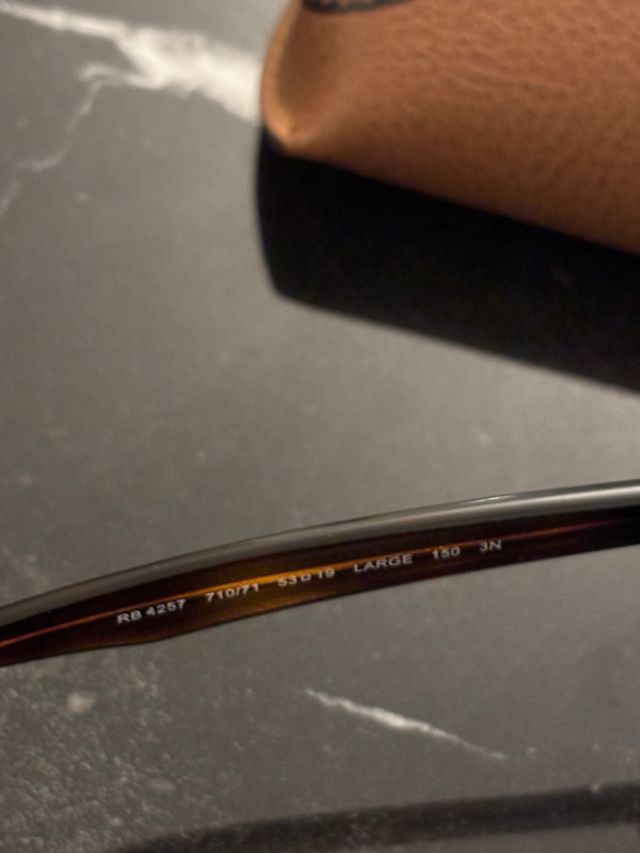 Occhiali da sole Ray-Ban Tortora e Neri