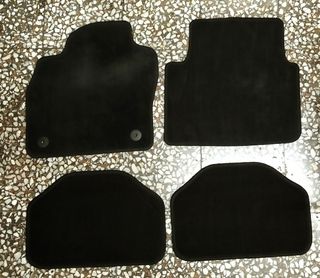 Juego alfombrillas Skoda Negro