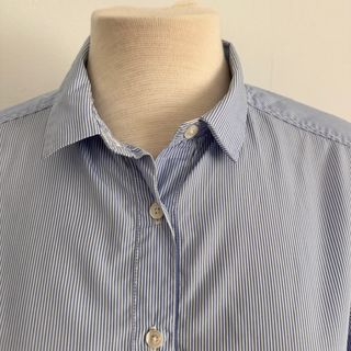 Blusa Massimo Dutti riscas azul tam M/L