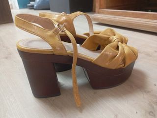 Sandalias doradas talla 37