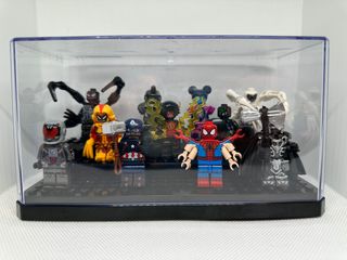 Set Minifigure Supereroi Marvel/DC con Teca