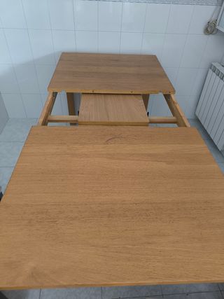 Mesa extensible de madera