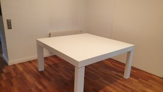 Mesa Cuadrada Alto Brillo 150×150 · Diseño Moderno