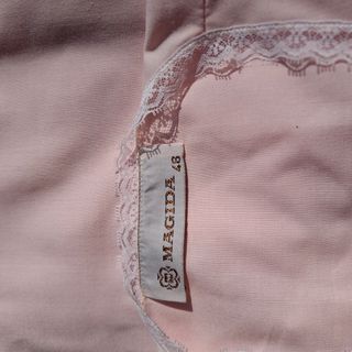 Camisón mujer manga corta rosa con encaje bordado,