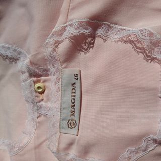 Camisón mujer manga corta rosa con encaje bordado,
