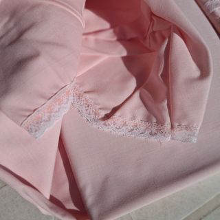 Camisón mujer manga corta rosa con encaje bordado,