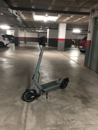 Patinete Cecotec Y65 Connected nuevo 