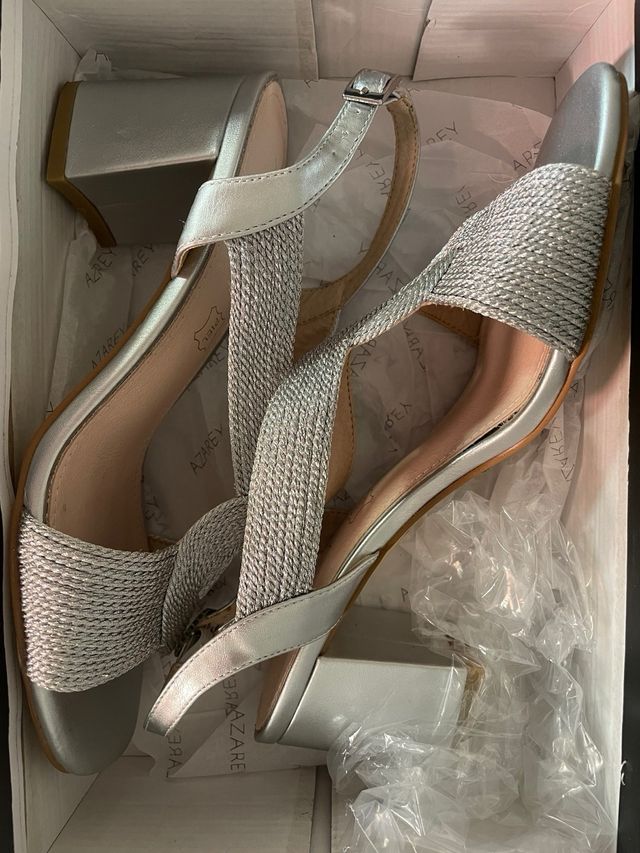 Sandalias Tacón Piel Plateadas