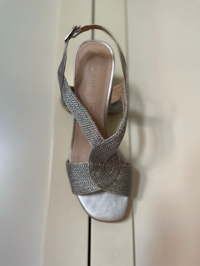 Sandalias Tacón Piel Plateadas