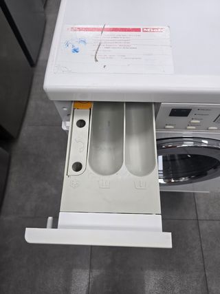 Lavadora Miele carga frontal 6kg clase A 1200rpm
