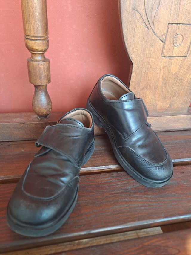 Zapatos niño de cuero
