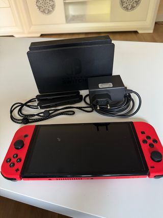 Nintendo Switch Rojo + Accesorios