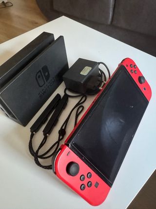 Nintendo Switch Rojo + Accesorios