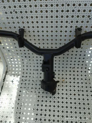 ESCAPE DE SCOOTER .PEUGEOT TREKKER 