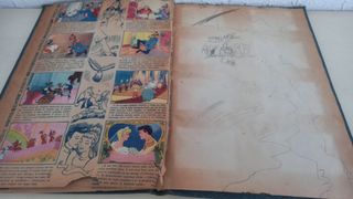 2 Álbumes Cromos Robin de los Bosques y Cenicienta