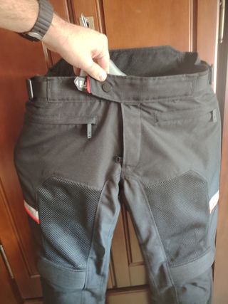 Conjunto Chaqueta y Pantalón Moto