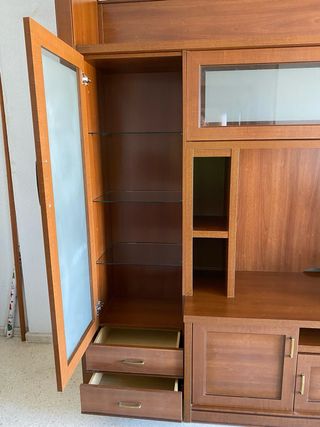 Mueble salón TV vitrinas madera