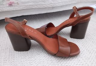 Sandalias de piel Marypaz tacón ancho 8cm talla 37