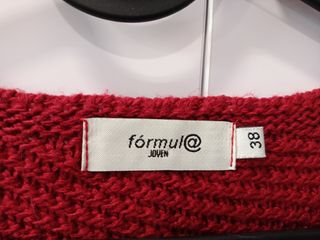 Jersey rojo con flecos