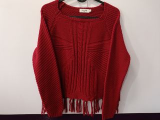 Jersey rojo con flecos