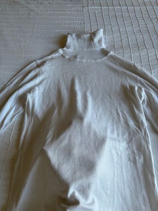 Top blanco de Stradivarius 