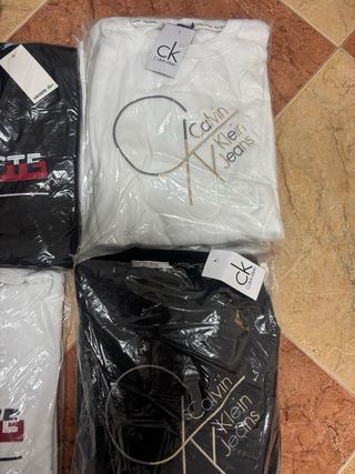 Sudaderas Lacoste bordadas tengo 9unidades precio 
