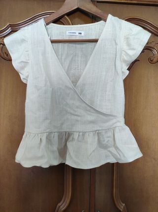 Blusa Terranova Beige Talla XS Volantes Lino