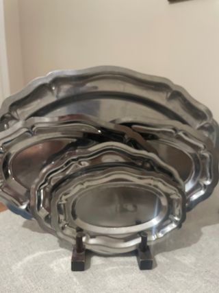 Juego de 5 bandejas metálicas plateadas