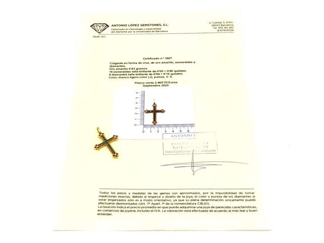 E1794230-0	Crucifijo Oro 18k Con Diamante,Esmerald