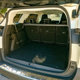 Peugeot 5008 2021, camara delantera y trasera