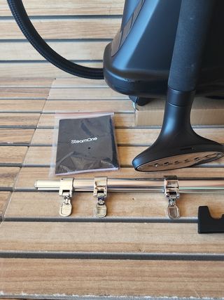 Plancha Vapor Vertical SteamOne 2000W