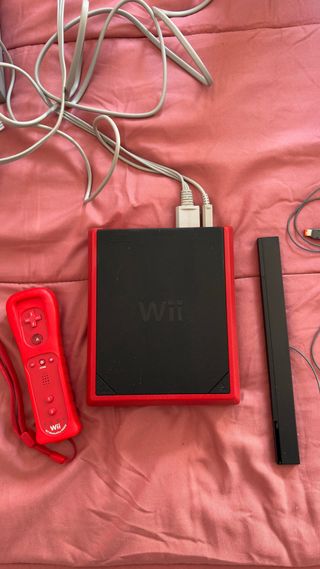 Nintendo Wii Mini Roja y Negra