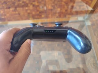 Mando Pro Nintendo Switch Negro