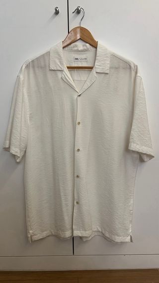 Camisa Zara Blanca Talla L
Medidas: cm
80x45