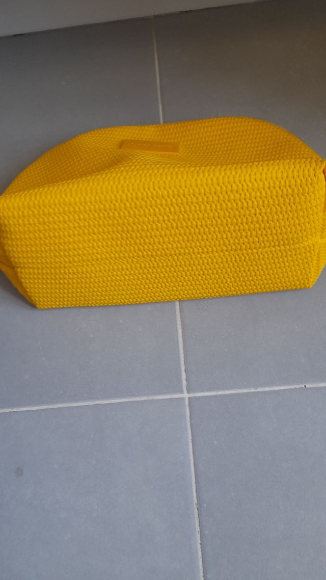 Neceser Woman Secret Amarillo