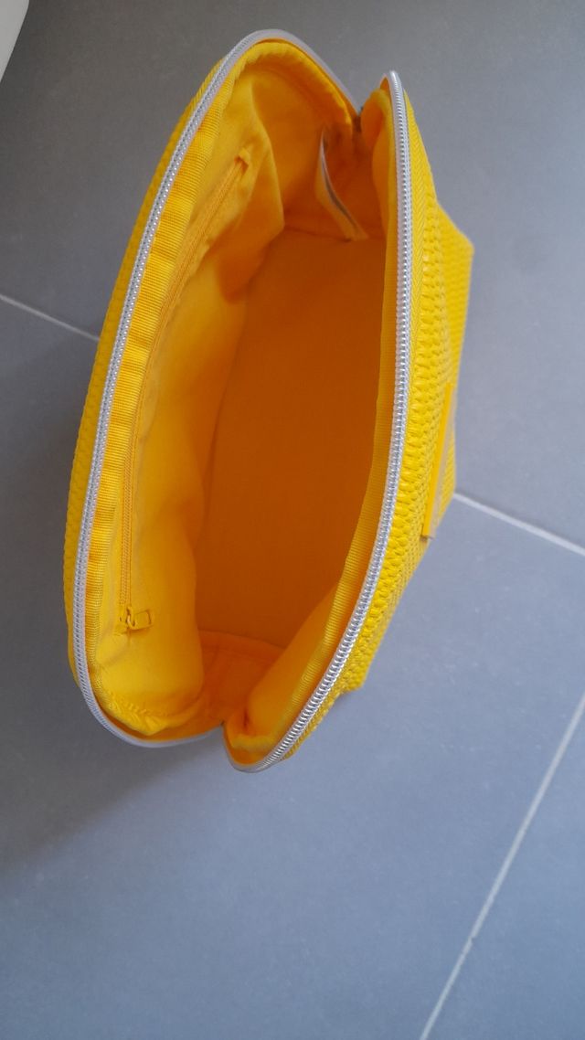 Neceser Woman Secret Amarillo