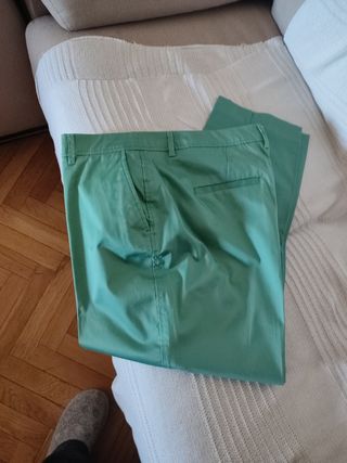 Pantalón pirata Punto Roma verde