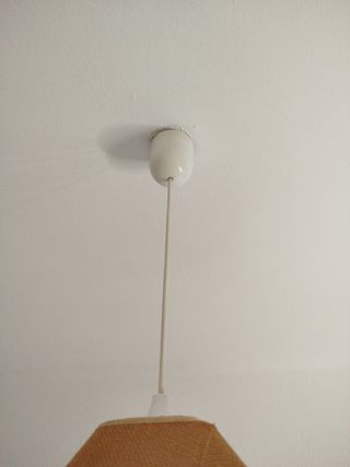 Lámpara de techo tela marrón y blanca