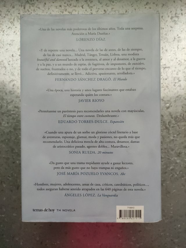 María Dueñas, libros