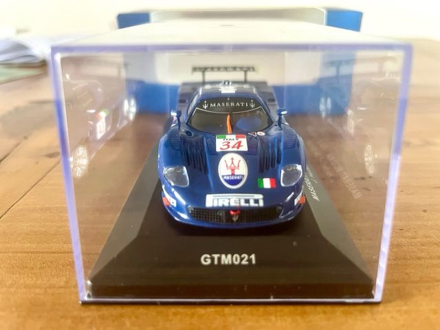 Maserati MC12 #34 IXO FIA GT Imola 2004