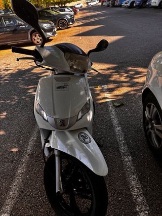 Peugeot Tweet 125cc 2016