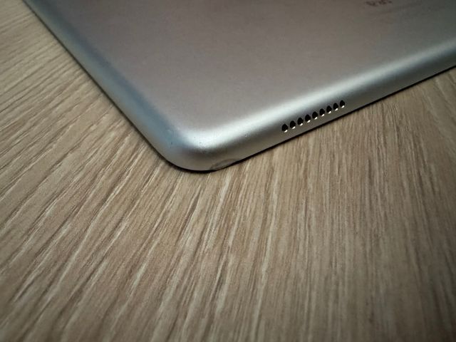 iPad Pro 12.9 Silver di prima generazione