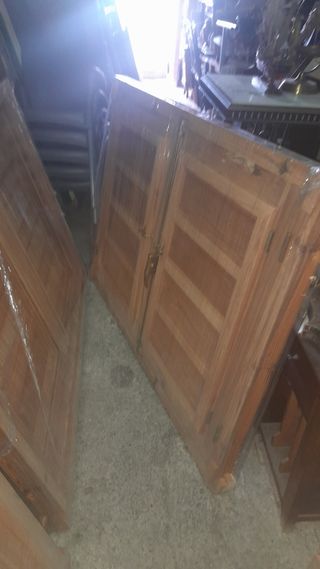 Ventanas de madera de pino