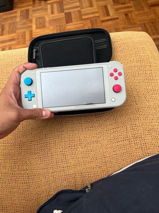 Nintendo Switch Lite Gris edición Pokémon