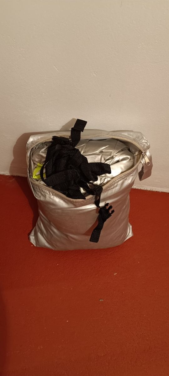 Funda exterior coche impermeable protección solar