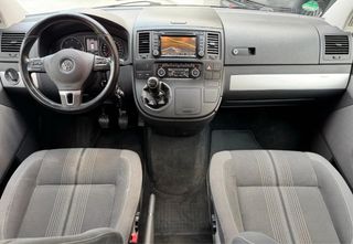 Volkswagen Multivan 2012