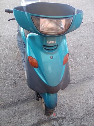 Yamaha Zignus 125cc Scooter