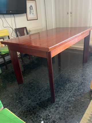 Mesa comedor extensible madera oscura
