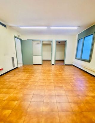 Oficina en venta en Eixample Sud – Migdia en Girona